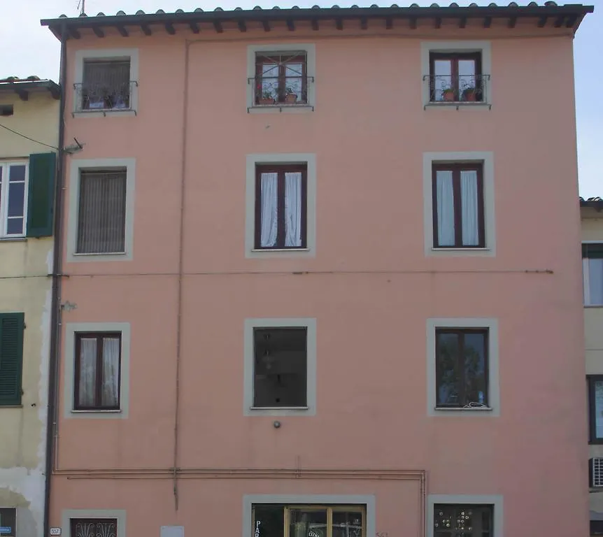 Elisa Apartment Lucca